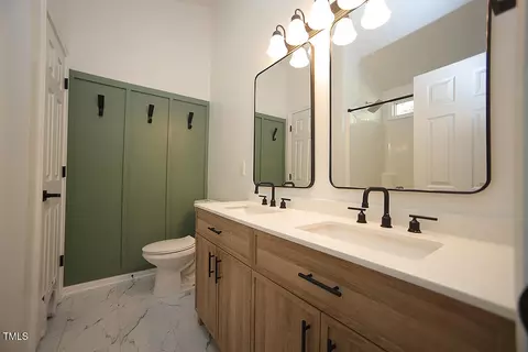 Bath - 1013 Red Hat Ln, Durham, NC 27713 photo 1 of 3