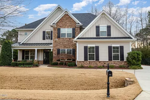 332 Karpen Ln, Cary, NC 27519