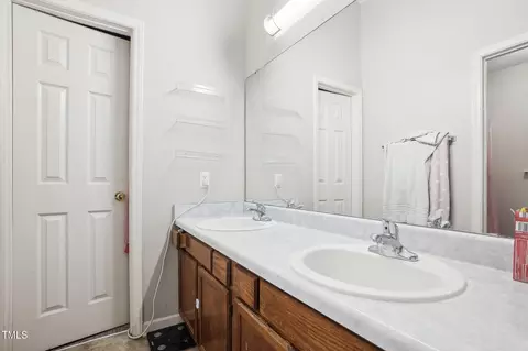 418 Devlin Pl, Durham, NC 27707 photo 13
