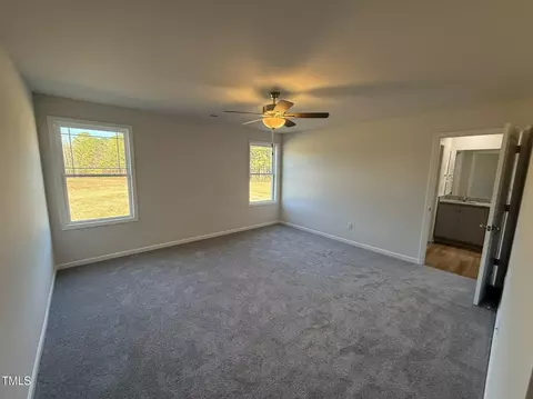 Bedroom - 117 Hydrangea Ln, Benson, NC 27504 photo 1 of 6