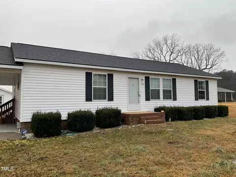 2424 Bunnlevel Erwin Rd, Erwin, NC 28339