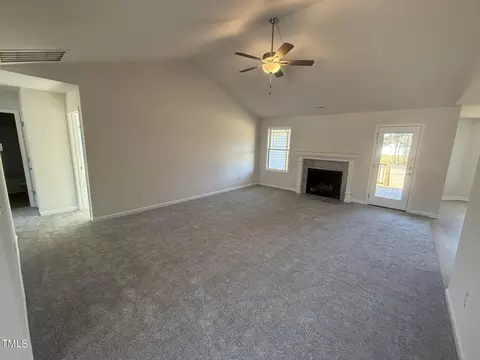 105 Hydrangea Ln, Benson, NC 27504 photo 4