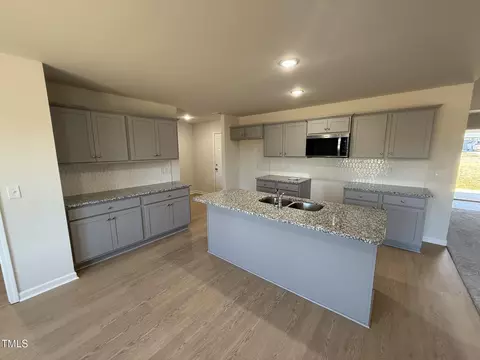 105 Hydrangea Ln, Benson, NC 27504 photo 8