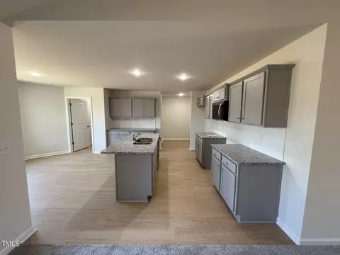 105 Hydrangea Ln, Benson, NC 27504 photo 7