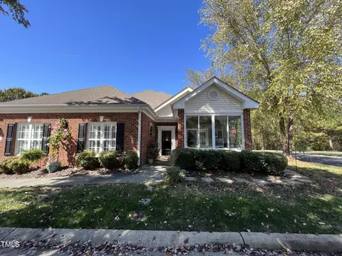 4703 Swanley Ct, Raleigh, NC 27612