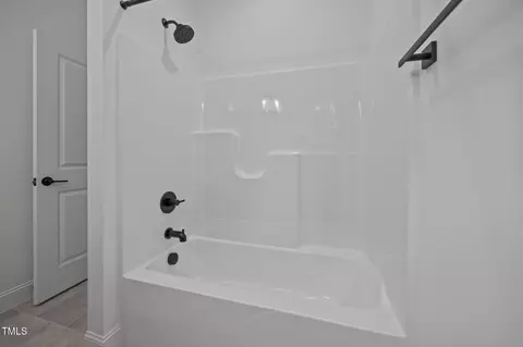 Bath - 2628 Silver Gate Ct, Wake Forest, NC 27587 photo 4 of 5