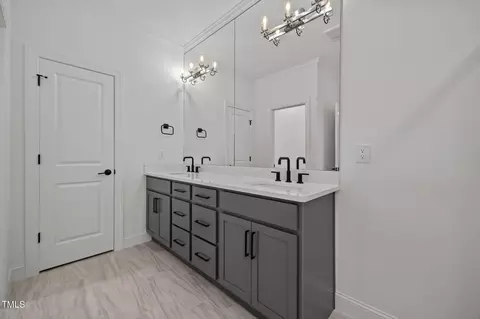 Bath - 2628 Silver Gate Ct, Wake Forest, NC 27587 photo 1 of 5