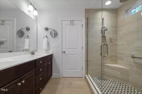 Bath - 1008 Monmouth Loop, Cary, NC 27513 photo 2 of 5