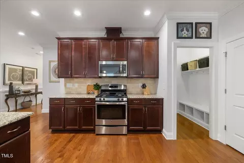 Kitchen - 1008 Monmouth Loop, Cary, NC 27513 photo 3 of 4