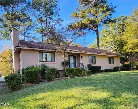 3041 Sylvania Dr, Raleigh, NC 27607