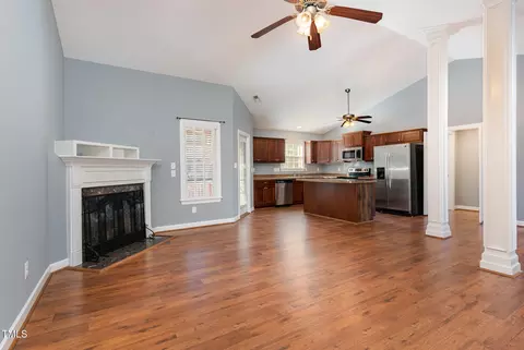 136 Sycamore Ct, Benson, NC 27504 photo 8