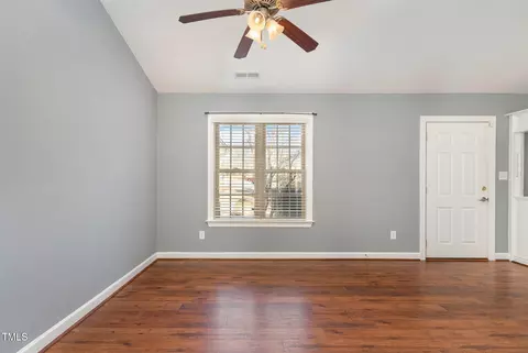136 Sycamore Ct, Benson, NC 27504 photo 13