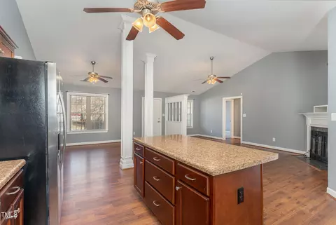 136 Sycamore Ct, Benson, NC 27504 photo 12