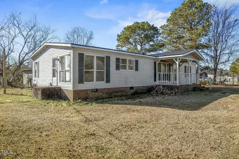 140 Brinkley Rd, Dunn, NC 28334