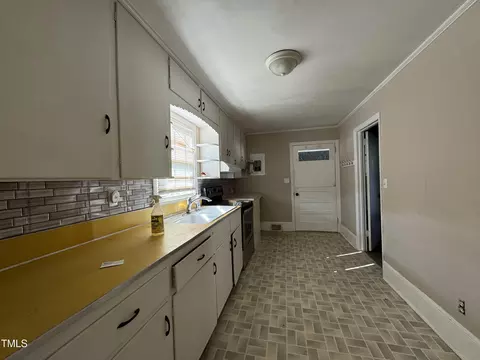 Kitchen - 308 E Morgan St, Benson, NC 27504 photo 2 of 2