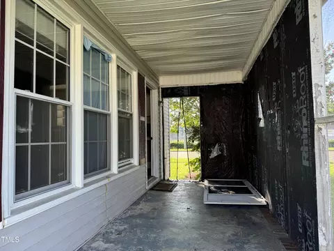Exterior - 308 E Morgan St, Benson, NC 27504 photo 1 of 2