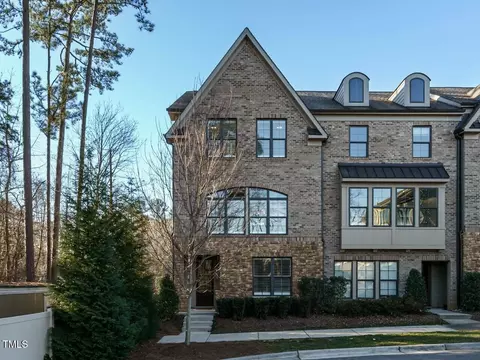 5701 Abingdon Ridge Pl, Raleigh, NC 27607
