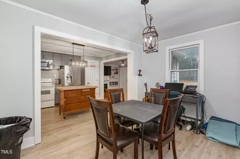 Dining - 2214 Umstead Rd, Durham, NC 27712 photo 1 of 4