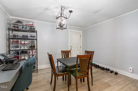 Dining - 2214 Umstead Rd, Durham, NC 27712 photo 2 of 4