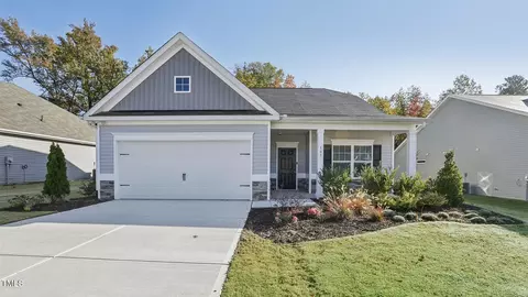 107 Cumberland Dr, Sanford, NC 27332