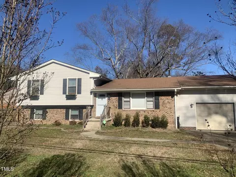 3305 Ingram Dr, Raleigh, NC 27604