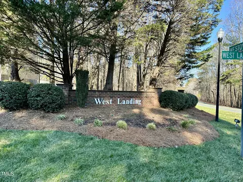 2015 Wimberly Woods Dr, Sanford, NC 27330