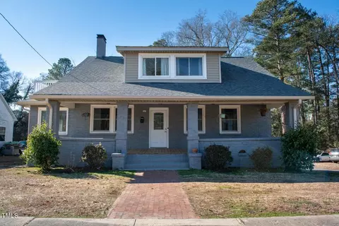507 Hawkins Ave, Sanford, NC 27330