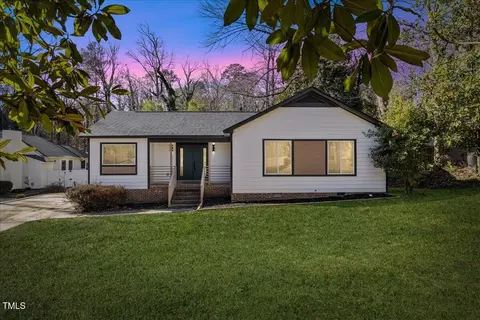1309 Plymouth Ct, Raleigh, NC 27610
