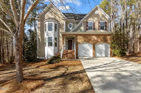 108 S Duelling Oaks Dr, Chapel Hill, NC 27517