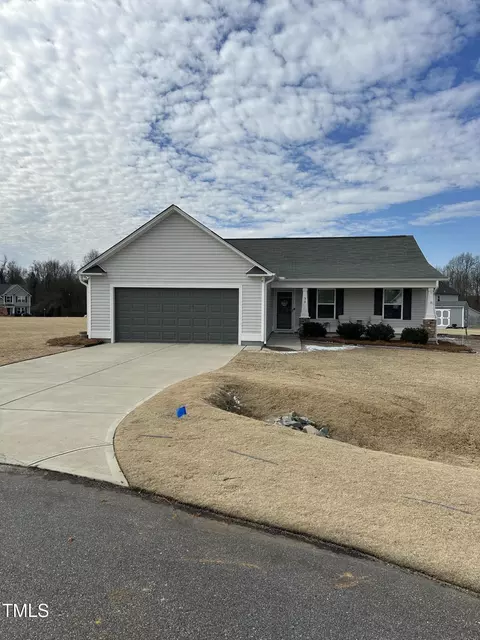 55 Fall Bridge Cir, Benson, NC 27504 photo 1