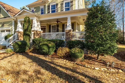 Exterior - 2913 Brighton Bluff Dr, Apex, NC 27539 photo 17 of 21