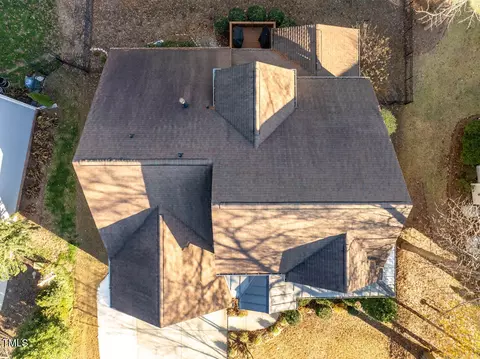 View/Area - 2913 Brighton Bluff Dr, Apex, NC 27539 photo 2 of 6