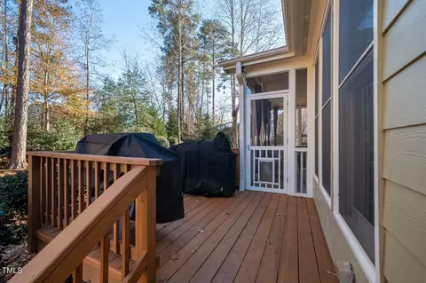 Exterior - 2913 Brighton Bluff Dr, Apex, NC 27539 photo 12 of 21
