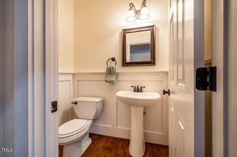 Bath - 2913 Brighton Bluff Dr, Apex, NC 27539 photo 1 of 5