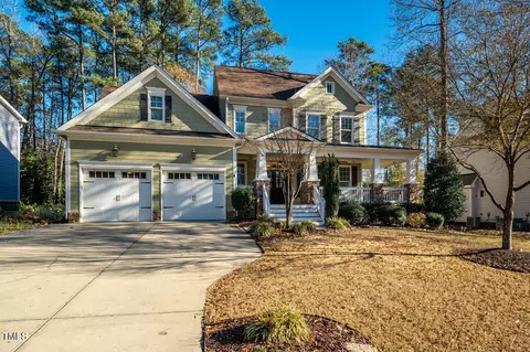 Exterior - 2913 Brighton Bluff Dr, Apex, NC 27539 photo 2 of 21