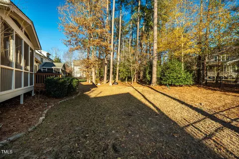 Exterior - 2913 Brighton Bluff Dr, Apex, NC 27539 photo 15 of 21