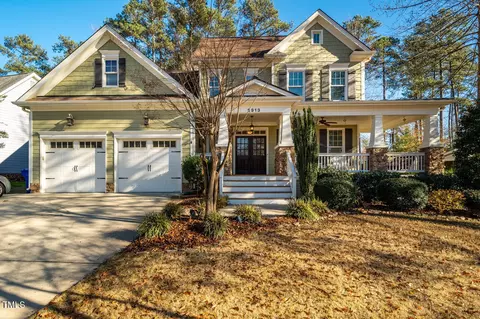 Exterior - 2913 Brighton Bluff Dr, Apex, NC 27539 photo 3 of 21
