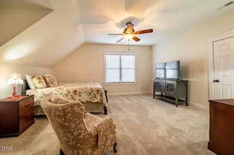 Bedroom - 2913 Brighton Bluff Dr, Apex, NC 27539 photo 6 of 7