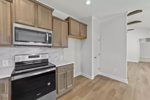 Entry Way - 44 Junius Ct, Angier, NC 27501 photo 3 of 4