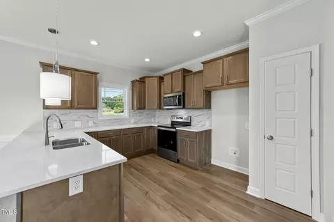 Kitchen - 44 Junius Ct, Angier, NC 27501 photo 2 of 3