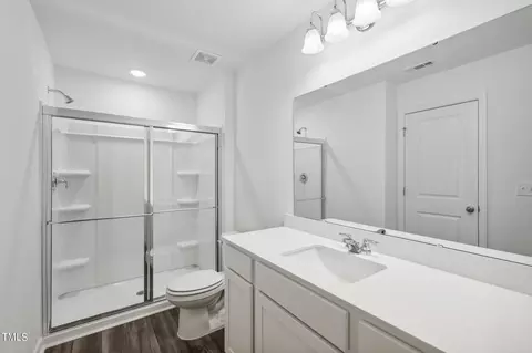 2052 Glen Crossing Dr, Durham, NC 27704 photo 25