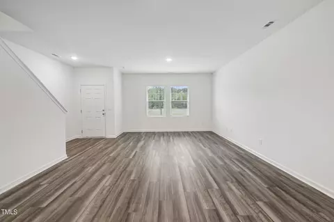 2052 Glen Crossing Dr, Durham, NC 27704 photo 16