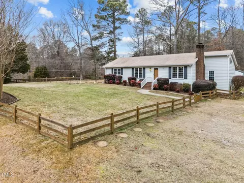 7205 Paddock Dr, Raleigh, NC 27613