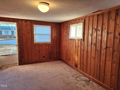 Living - 521 E Third St, Wendell, NC 27591 photo 1 of 3
