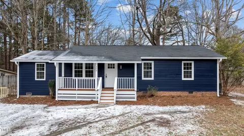 303 N Gaylee Lake Dr, Wendell, NC 27591