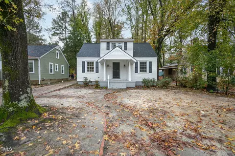 925 Redgate Ave, Rocky Mount, NC 27801