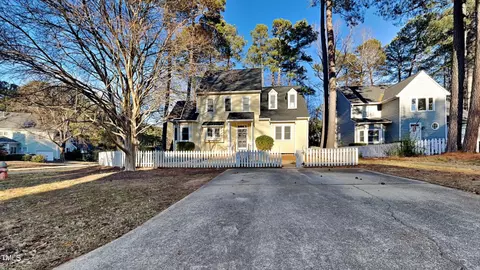 1701 Briarforest Pl, Raleigh, NC 27615