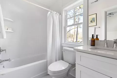Bath - 208 W Maynard Ave, Durham, NC 27704 photo 8 of 8