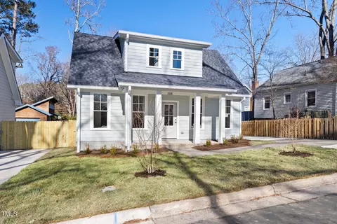 Exterior - 208 W Maynard Ave, Durham, NC 27704 photo 2 of 5