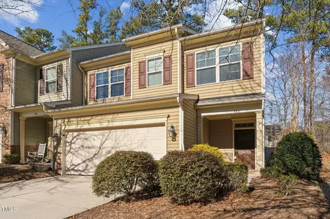 320 Westgrove Ct, Durham, NC 27703 photo 2